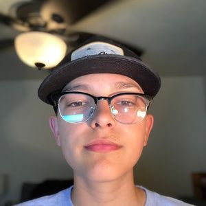 Meet your Posher, Joshua